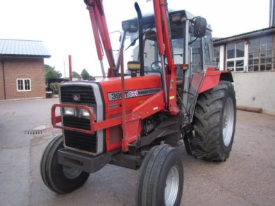Massey Ferguson 390T