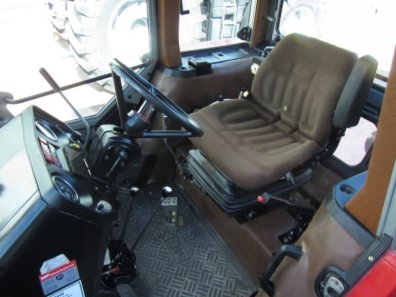 Massey Ferguson 690