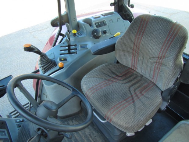 Case MX 135