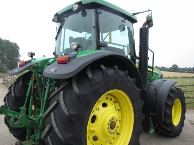 John Deere 7720