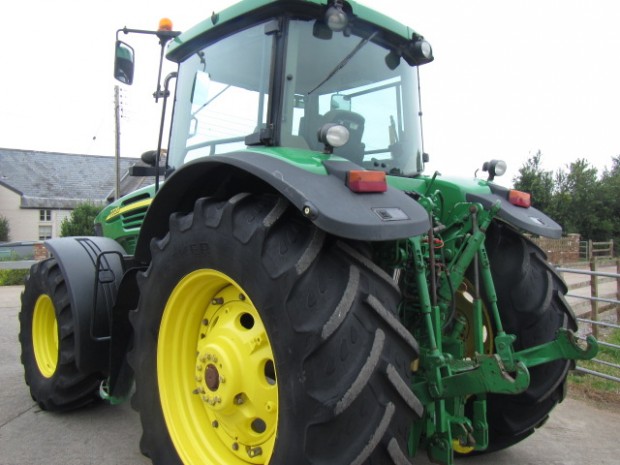 John Deere 7720