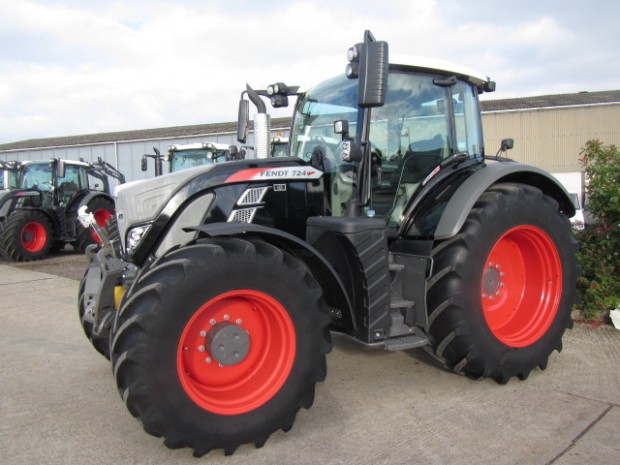 Fendt 724 Profi-Plus