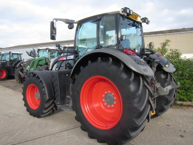 Fendt 724 Profi-Plus