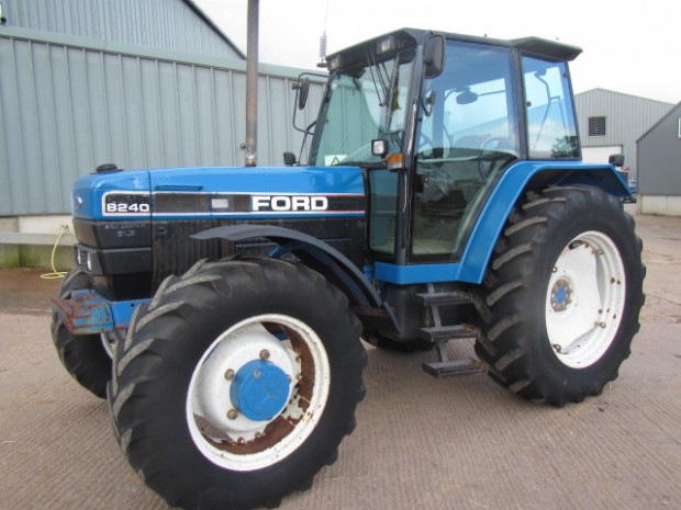 Ford 8240 SLE