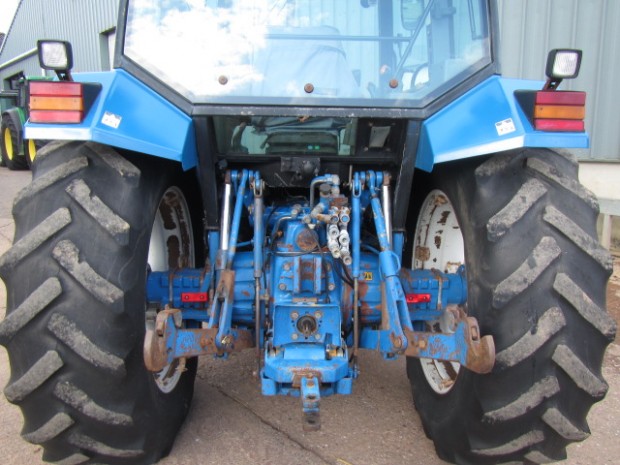 Ford 8240 SLE