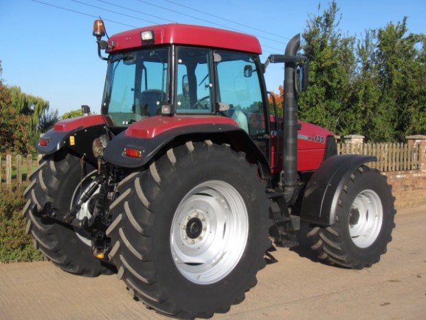 Case MX135