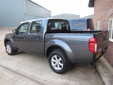 Nissan Navara Visia double cab pickup 2.5 DCi