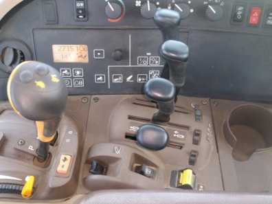 John Deere 7820