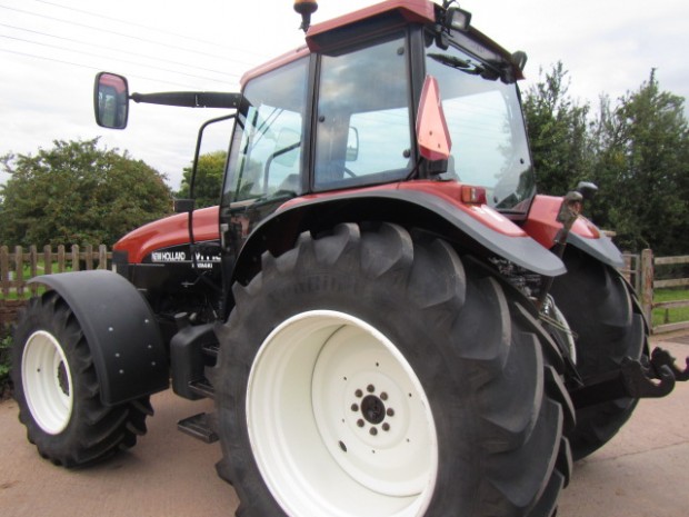 New Holland M115