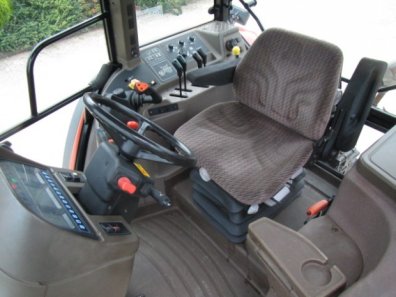 New Holland M115
