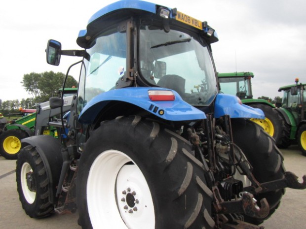 New Holland T6010 Plus