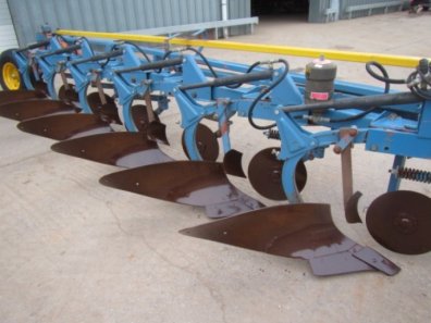Overum 6 furrow conventional semi mounted plough