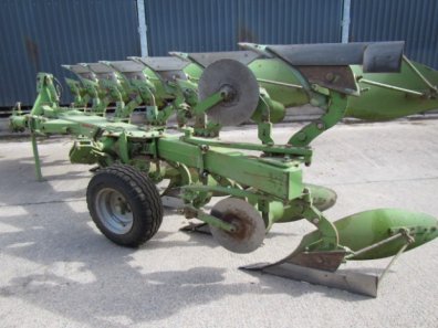 Dowdeswell 140 Series Delta furrow MA plough