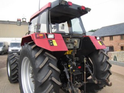 Case 5140 Plus
