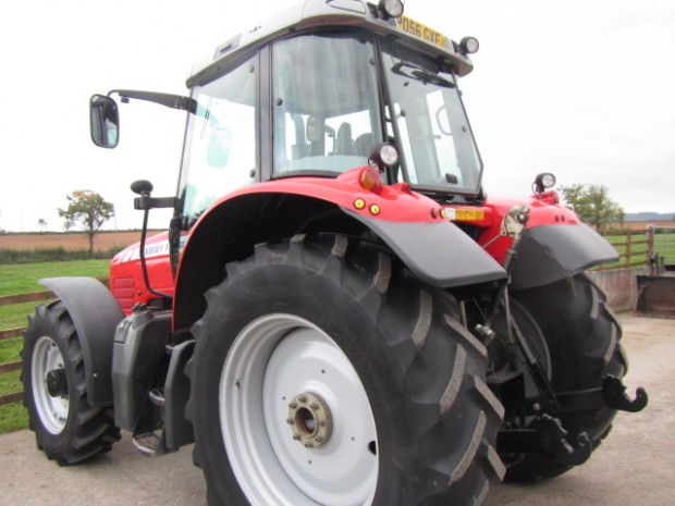 Massey Ferguson 6465