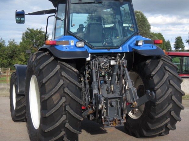 New Holland 8970A