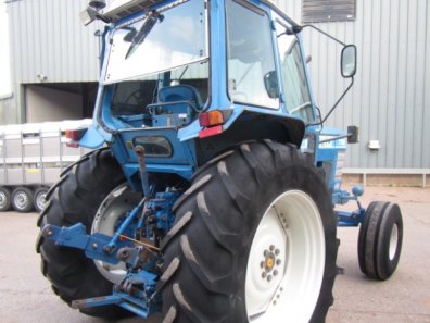 Ford 7710