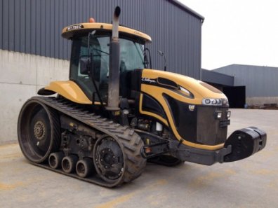 CAT Challenger 755C