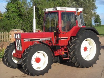 International 1056 XL