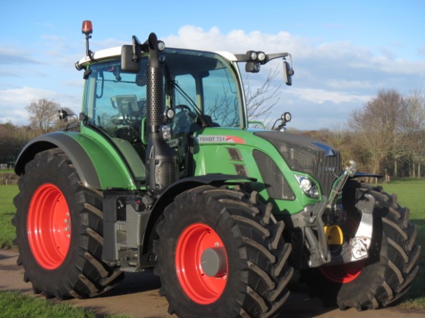 Fendt 724 Profi-Plus