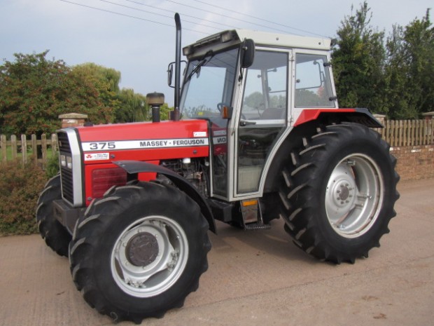 Massey Ferguson 375