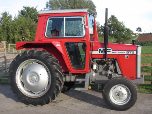 Massey Ferguson 575