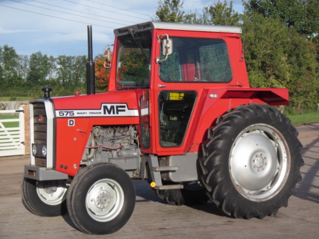 Massey Ferguson 575