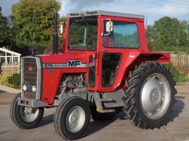 Massey Ferguson 575
