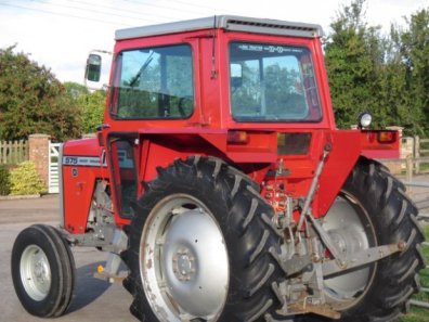 Massey Ferguson 575