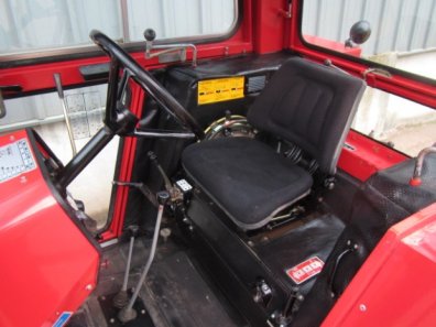 Massey Ferguson 575