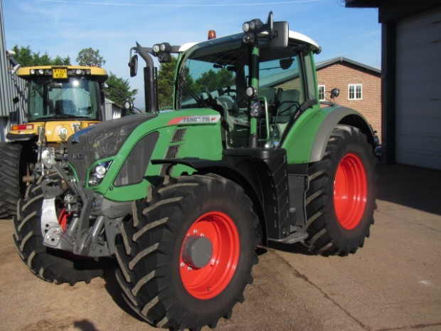 Fendt 716 Profi