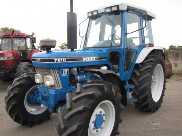 Ford 7810 III