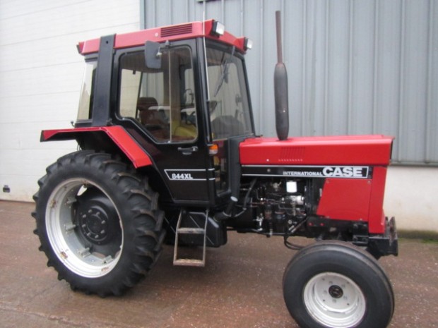 Case International 844XL