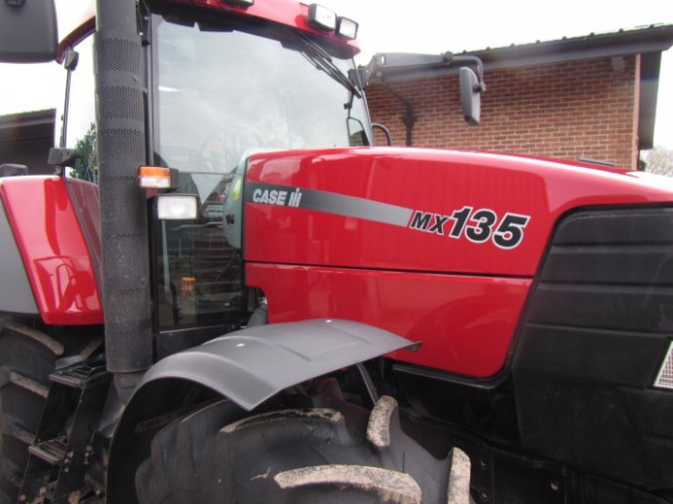 Case MX135