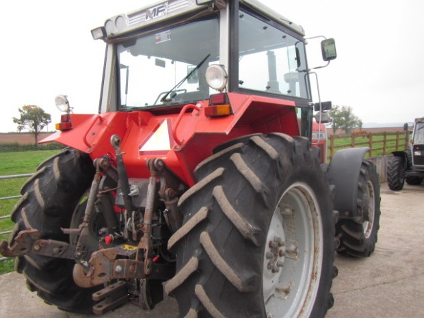 Massey Ferguson 2645