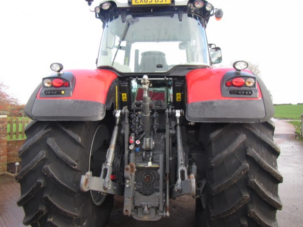 Massey Ferguson 8690