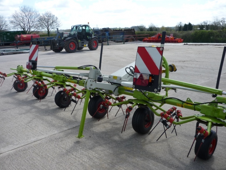 Claas Volto 900 8 rotor tedder