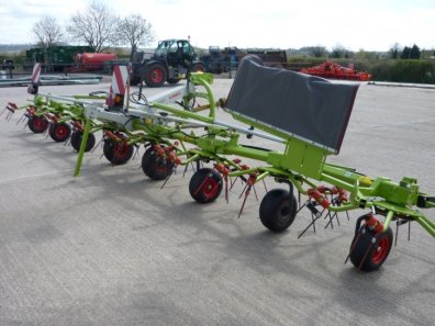 Claas Volto 900 8 rotor tedder