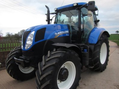 New Holland T7.200