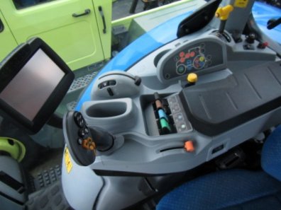 New Holland T7.200