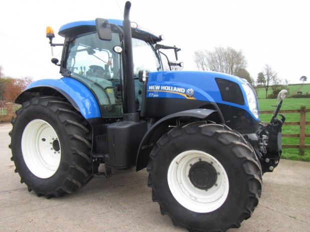 New Holland T7.200