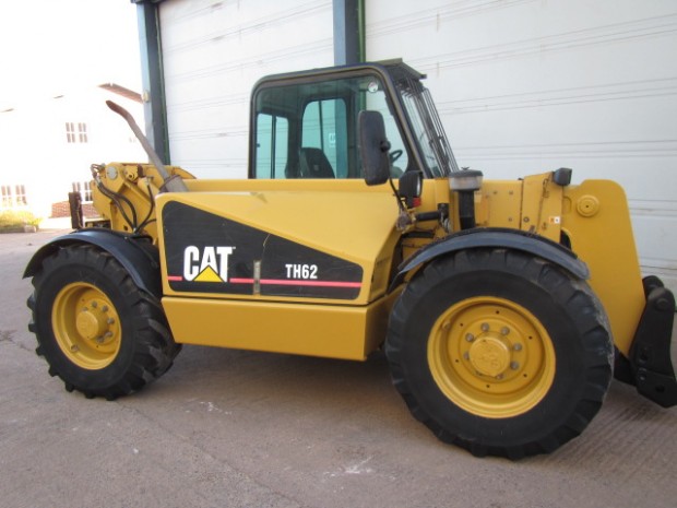 CAT TH62