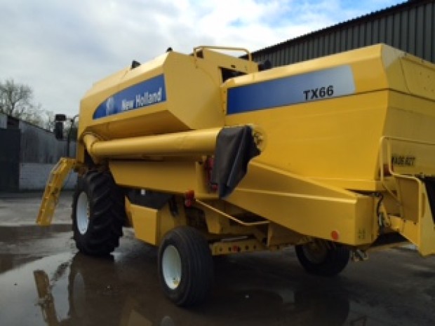 New Holland TX66