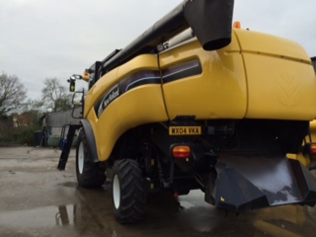 New Holland CX720