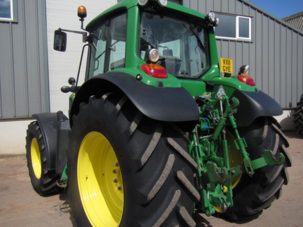 John Deere 6930