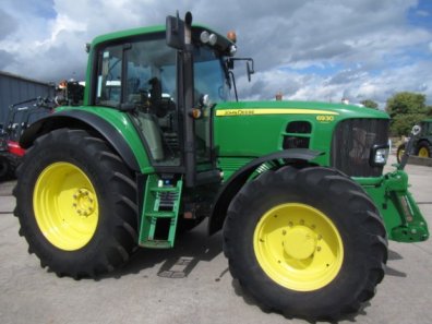 John Deere 6930