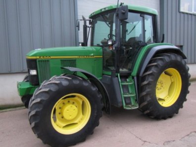 John Deere 6900