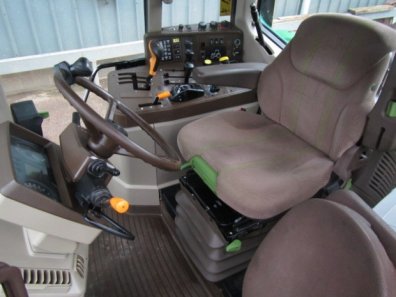 John Deere 6920S