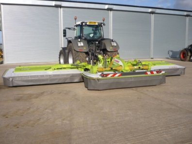 Claas Disco 9400C triple mower conditioners