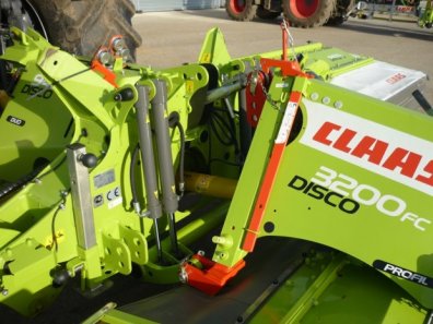 Claas Disco 9400C triple mower conditioners